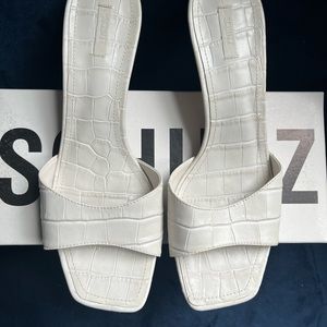 EUC SCHUTZ Posseni Sandals